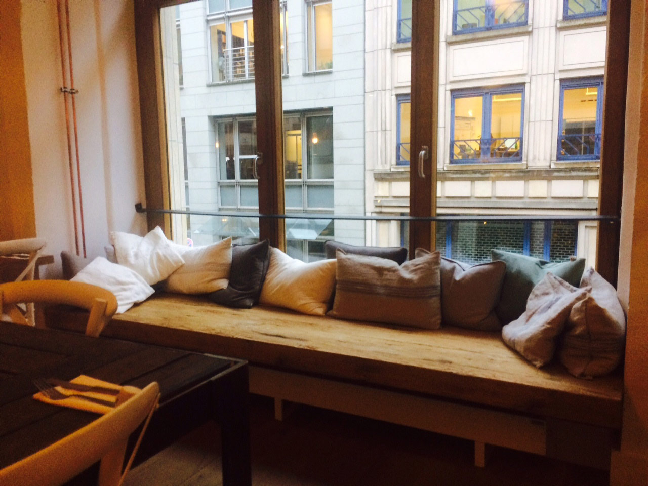 Fensterbank Sofa in einem Hotel